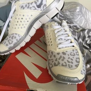 Nike cheetah frees